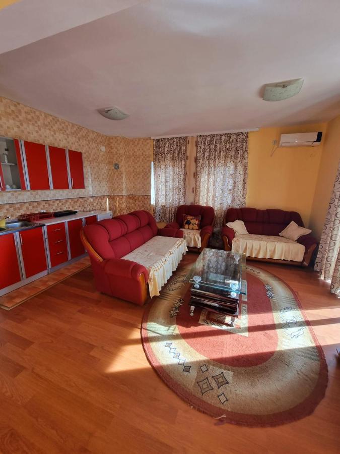 Grandino Holiday Rooms&Apartments Ulcinj Bagian luar foto