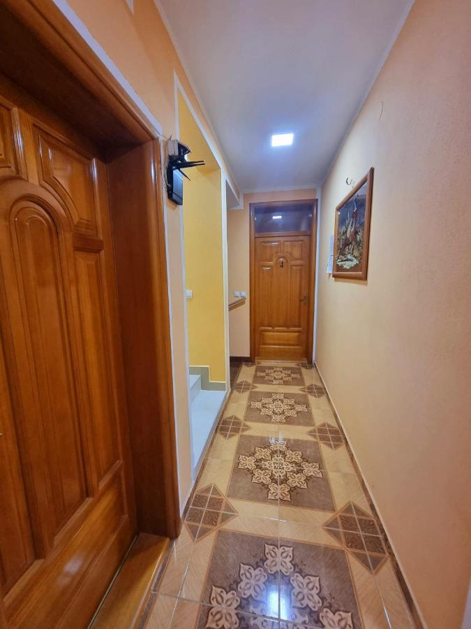 Grandino Holiday Rooms&Apartments Ulcinj Bagian luar foto