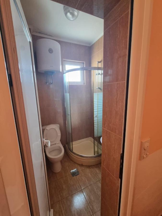 Grandino Holiday Rooms&Apartments Ulcinj Bagian luar foto