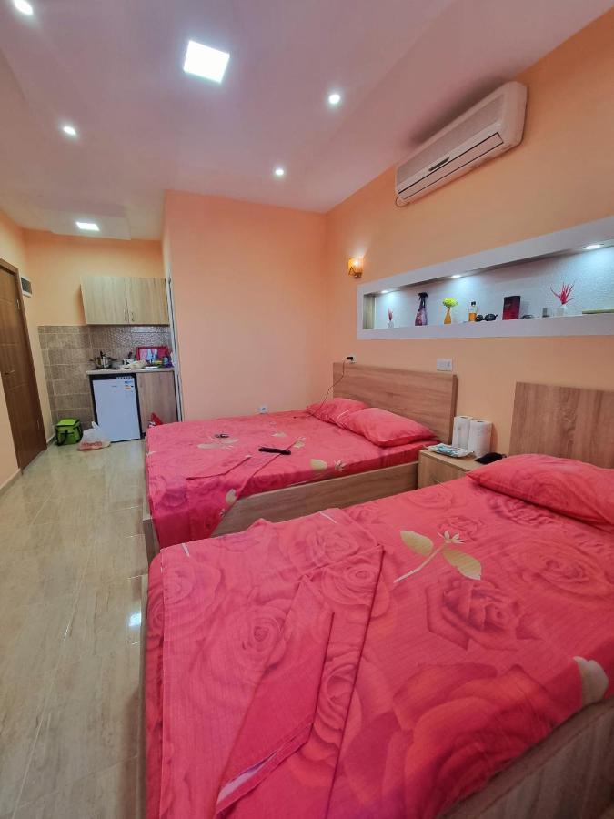 Grandino Holiday Rooms&Apartments Ulcinj Bagian luar foto