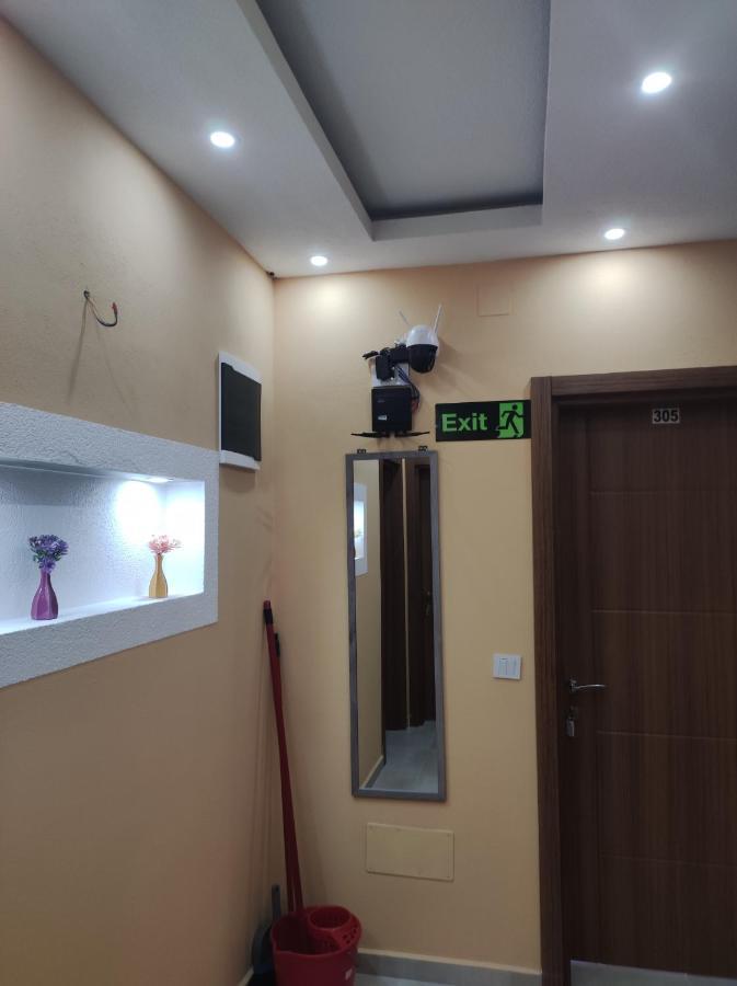 Grandino Holiday Rooms&Apartments Ulcinj Bagian luar foto